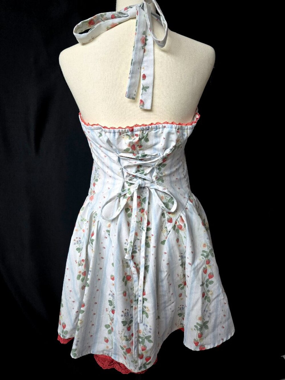Cider Halter Dress Large Strawberry Floral Coquette Cottagecore Milkmaid - Picture 6 of 12